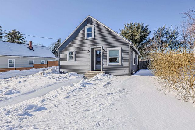 7 Mount Vernon Street, Nashua, NH 03064