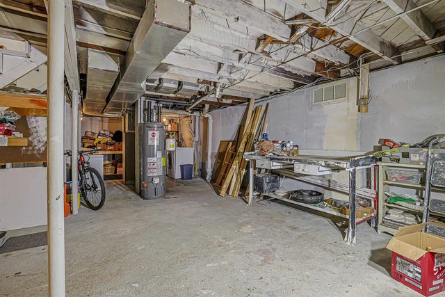 7 Mount Vernon Street, Nashua, NH 03064