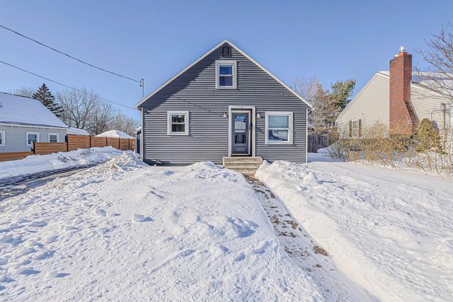 7 Mount Vernon Street, Nashua, NH 03064