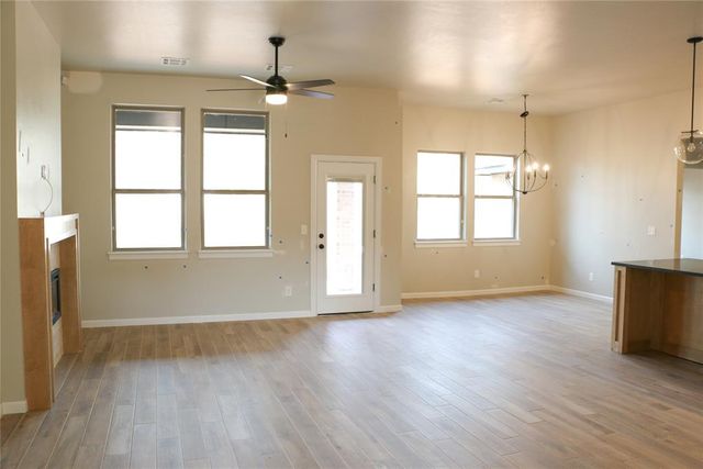 118 Mountain Laurel Way, Noble, OK 73068