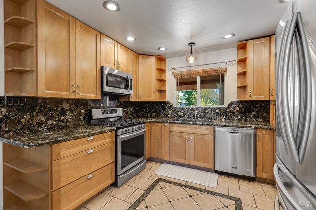 3500 Beckworth Dr, Napa, CA 94558