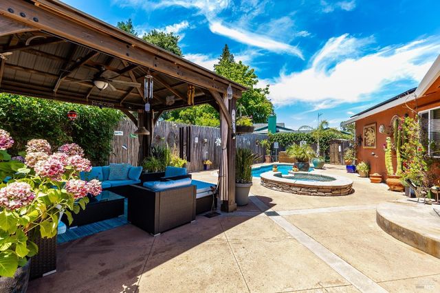 3500 Beckworth Dr, Napa, CA 94558