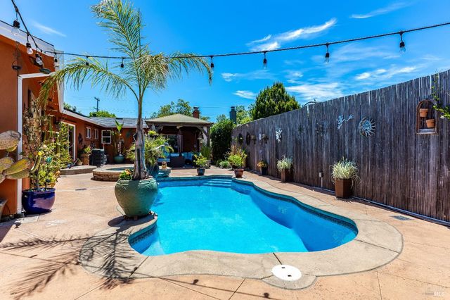 3500 Beckworth Dr, Napa, CA 94558
