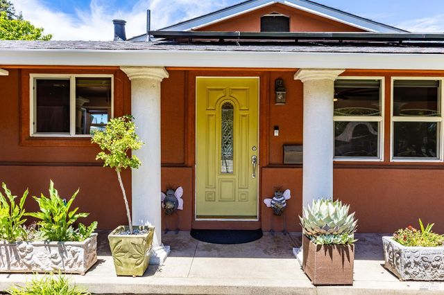 3500 Beckworth Dr, Napa, CA 94558