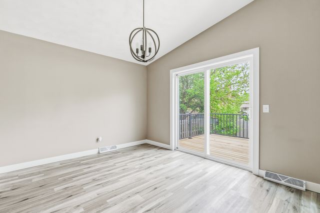 2127 W George Washington Boulevard, Davenport, IA 52804