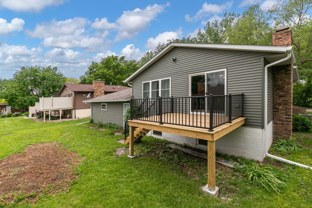 2127 W George Washington Boulevard, Davenport, IA 52804