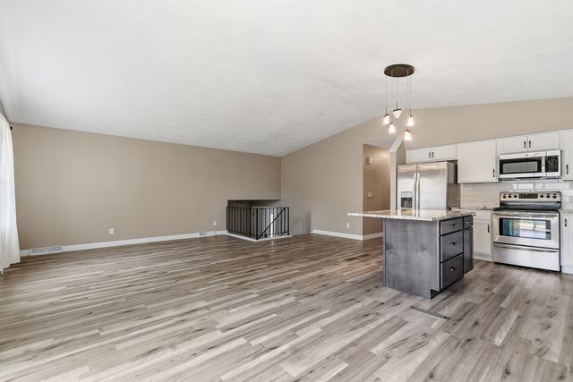 2127 W George Washington Boulevard, Davenport, IA 52804