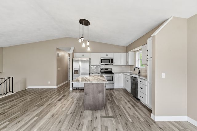 2127 W George Washington Boulevard, Davenport, IA 52804