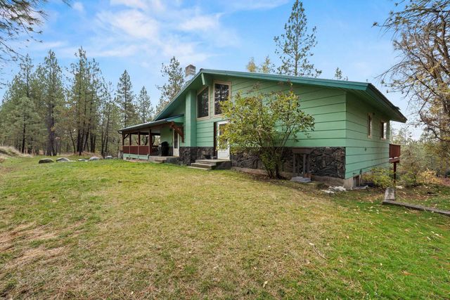 32302 N Hardesty Rd, Chattaroy, WA 99003