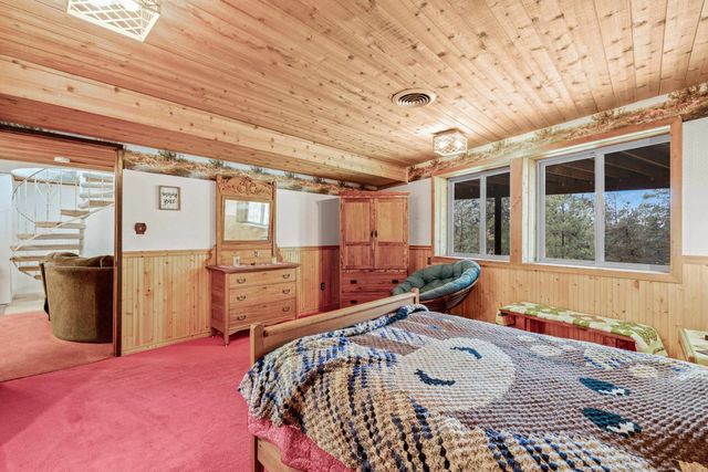 32302 N Hardesty Rd, Chattaroy, WA 99003