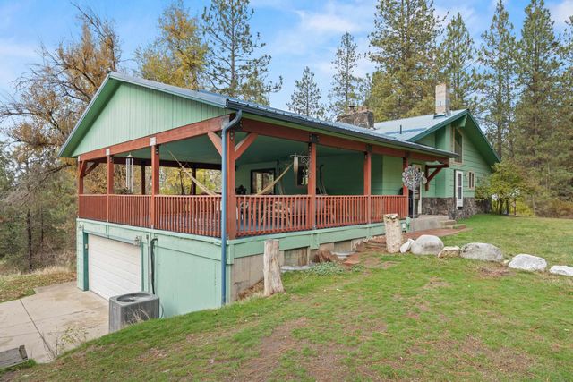 32302 N Hardesty Rd, Chattaroy, WA 99003