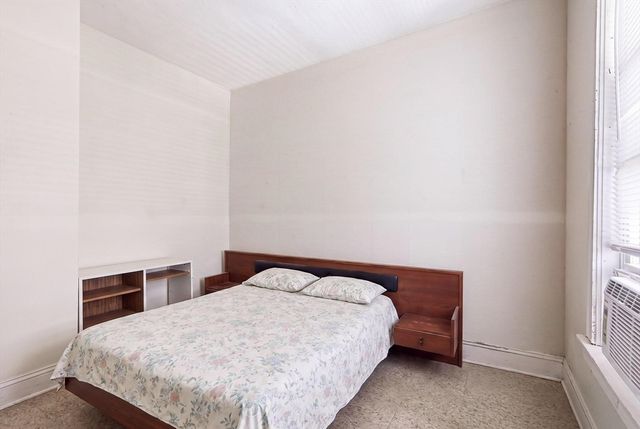 259 Chelsea St, Boston, MA 02128