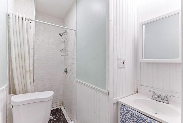 259 Chelsea St, Boston, MA 02128