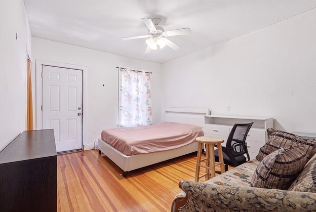 259 Chelsea St, Boston, MA 02128