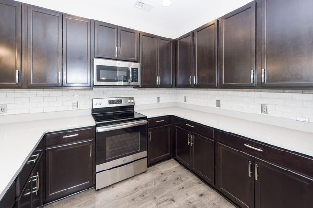 7861 Montview Road, North Charleston, SC 29418