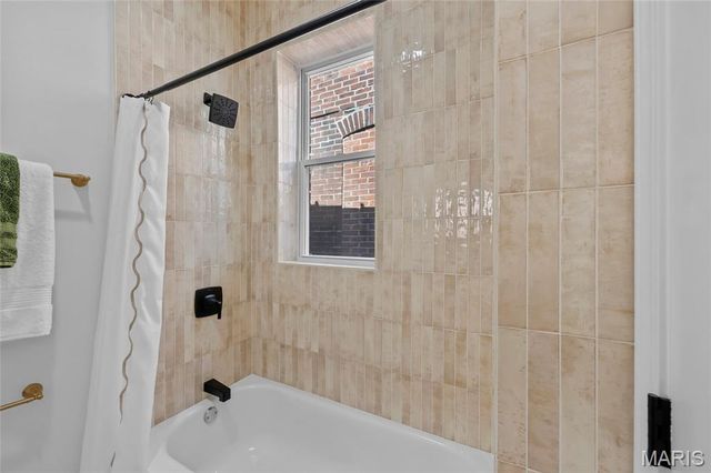 4452 Gibson Avenue, St Louis, MO 63110