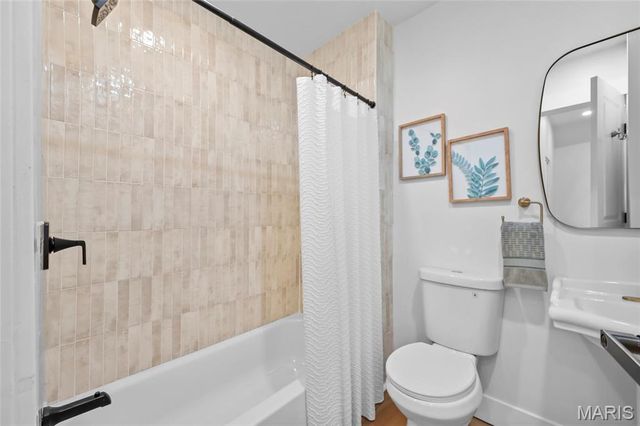 4452 Gibson Avenue, St Louis, MO 63110