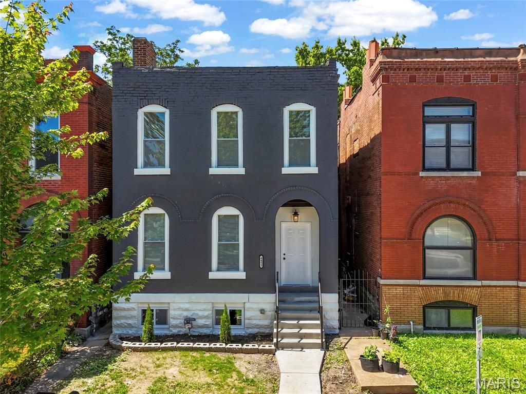 4452 Gibson Avenue, St Louis, MO 63110
