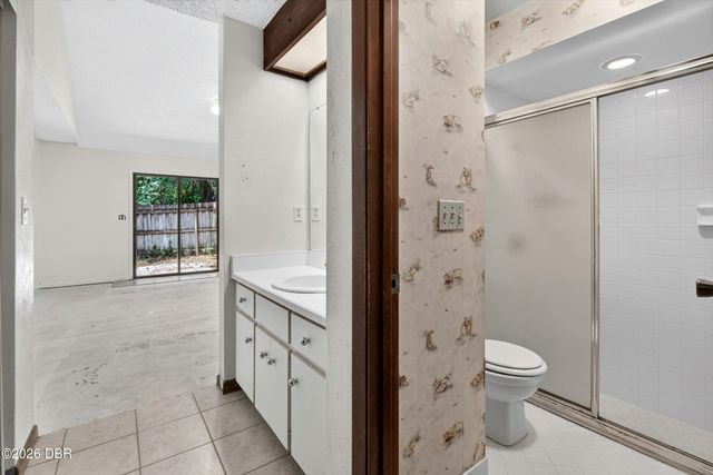 160 Inglewood Court, Ormond Beach, FL 32174