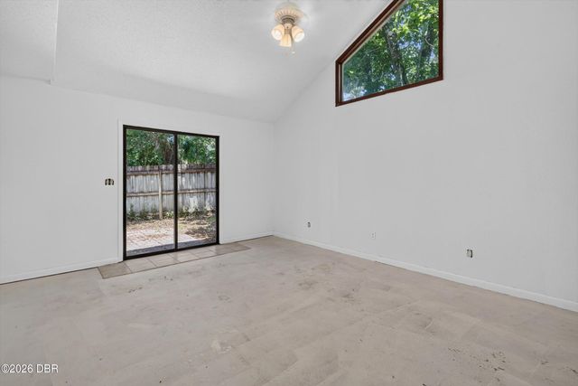 160 Inglewood Court, Ormond Beach, FL 32174