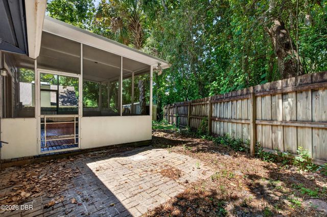 160 Inglewood Court, Ormond Beach, FL 32174