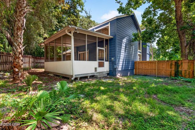 160 Inglewood Court, Ormond Beach, FL 32174