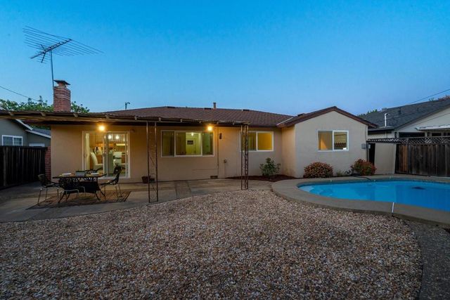 2827 Gazelle Drive, Campbell, CA 95008