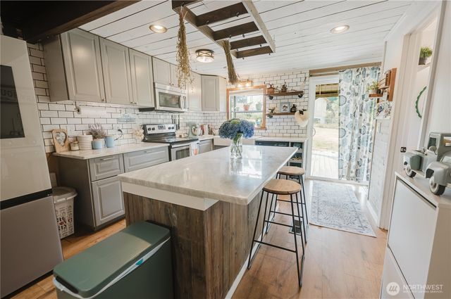 38908 NE Amboy Road, Yacolt, WA 98675