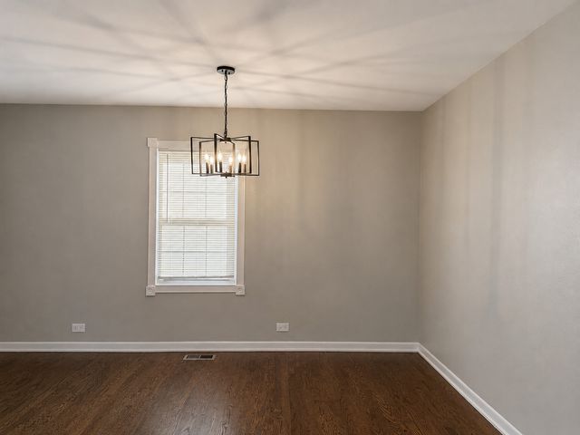 3038 Everglade Avenue, Woodridge, IL 60517