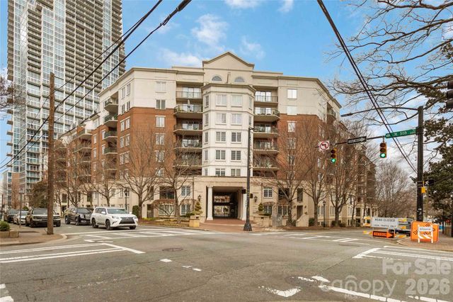 300 W 5th Street 333, Charlotte, NC 28202