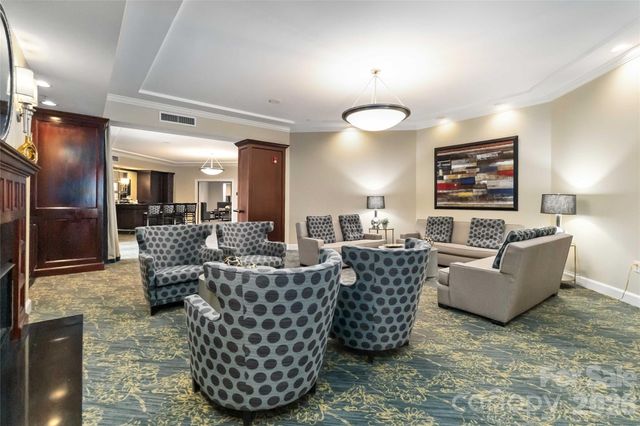 300 W 5th Street 333, Charlotte, NC 28202