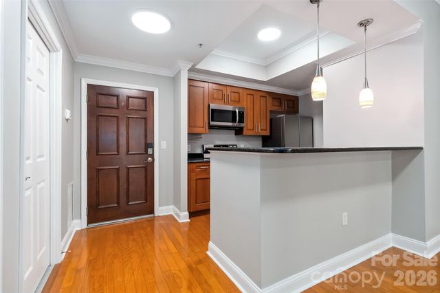 300 W 5th Street 333, Charlotte, NC 28202