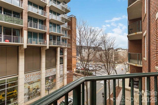 300 W 5th Street 333, Charlotte, NC 28202