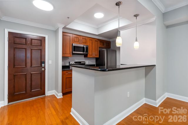 300 W 5th Street 333, Charlotte, NC 28202