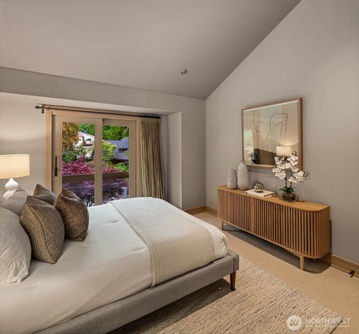 4604 W Raye Street, Seattle, WA 98199