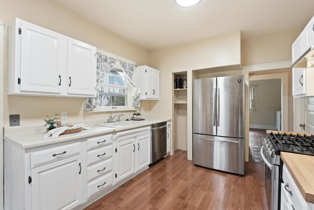 845 W Cliff Dr, Spokane, WA 99204