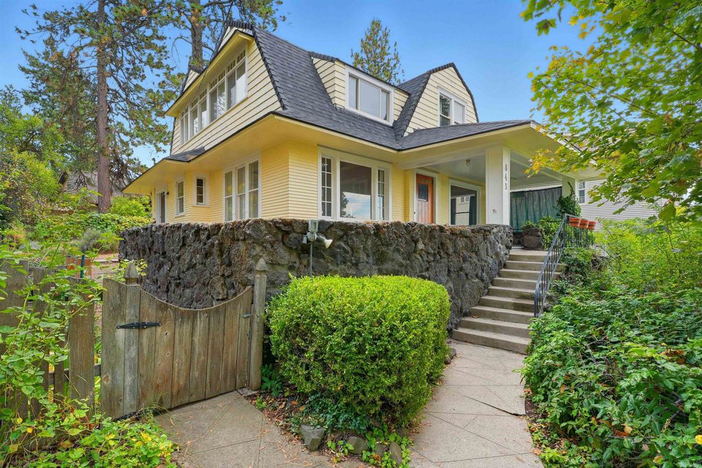 845 W Cliff Dr, Spokane, WA 99204