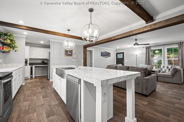 4013 Venable Avenue Se, Charleston, WV 25304
