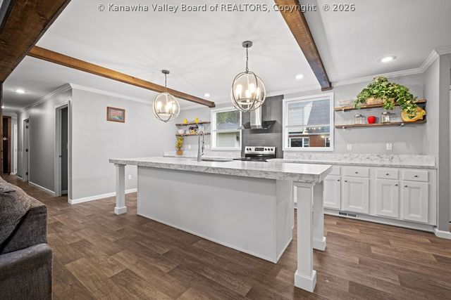 4013 Venable Avenue Se, Charleston, WV 25304