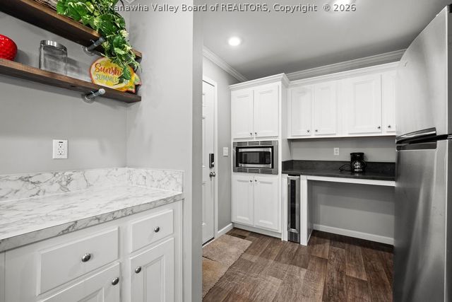 4013 Venable Avenue Se, Charleston, WV 25304