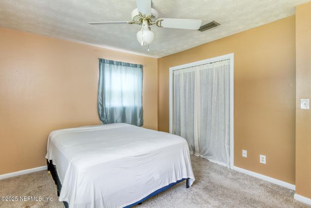 211 DOGWOOD Lane, Palatka, FL 32177