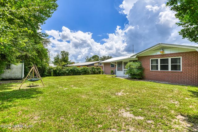 211 DOGWOOD Lane, Palatka, FL 32177