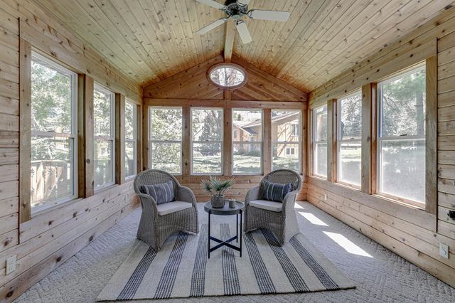 16010 Oak Shore Drive, Lakeville, MN 55044