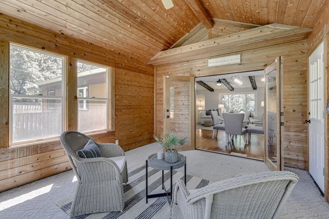 16010 Oak Shore Drive, Lakeville, MN 55044