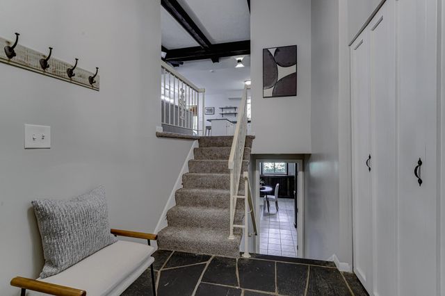 16010 Oak Shore Drive, Lakeville, MN 55044