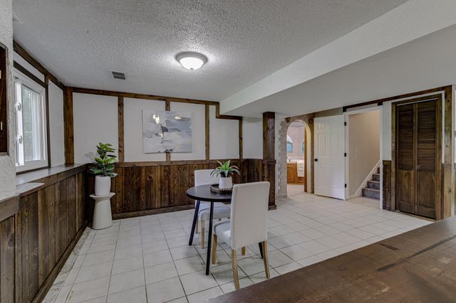 16010 Oak Shore Drive, Lakeville, MN 55044