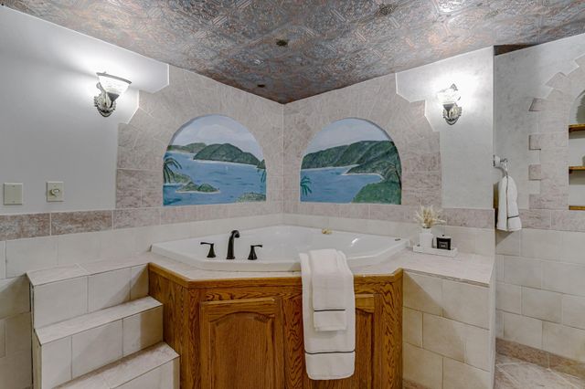 16010 Oak Shore Drive, Lakeville, MN 55044