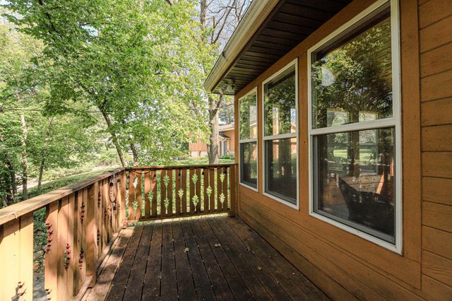 16010 Oak Shore Drive, Lakeville, MN 55044