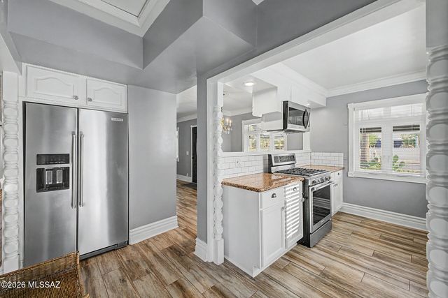 4655 E 8th Street, Tucson, AZ 85711
