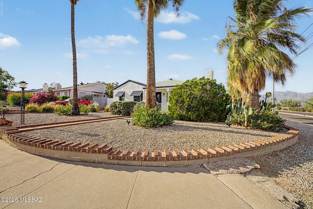 4655 E 8th Street, Tucson, AZ 85711